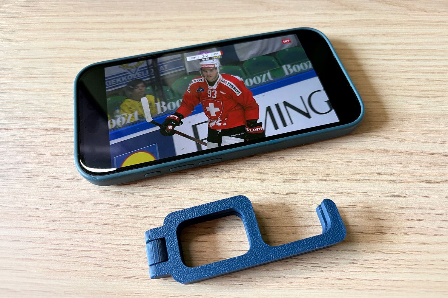 Smartphone mit 3D-Druck Ständer